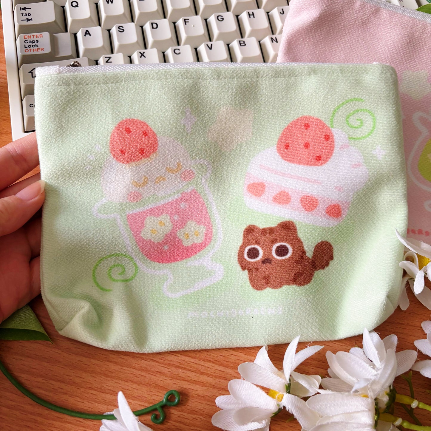 Melon & Strawberry Pouch