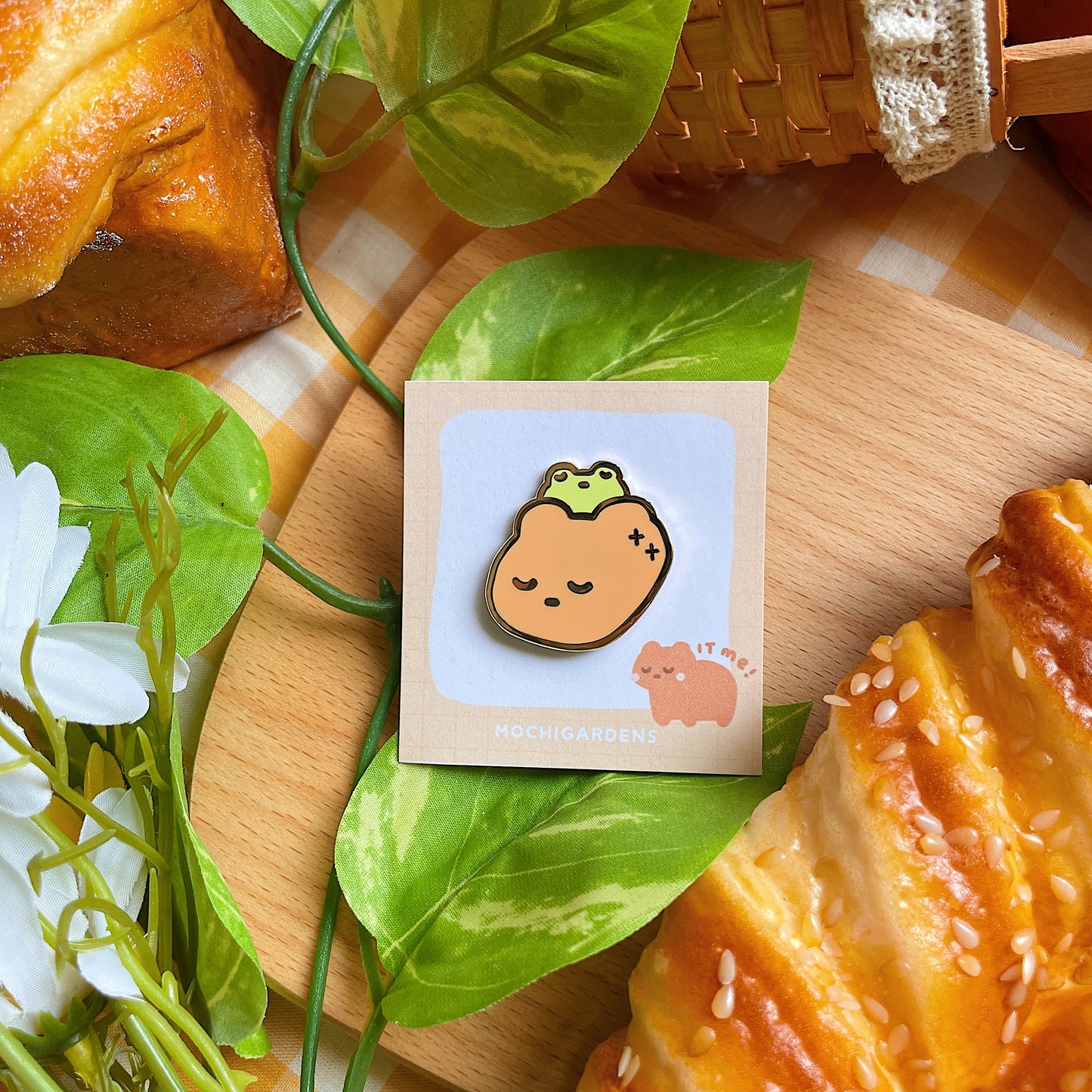 Capybara & Frog Enamel Pin